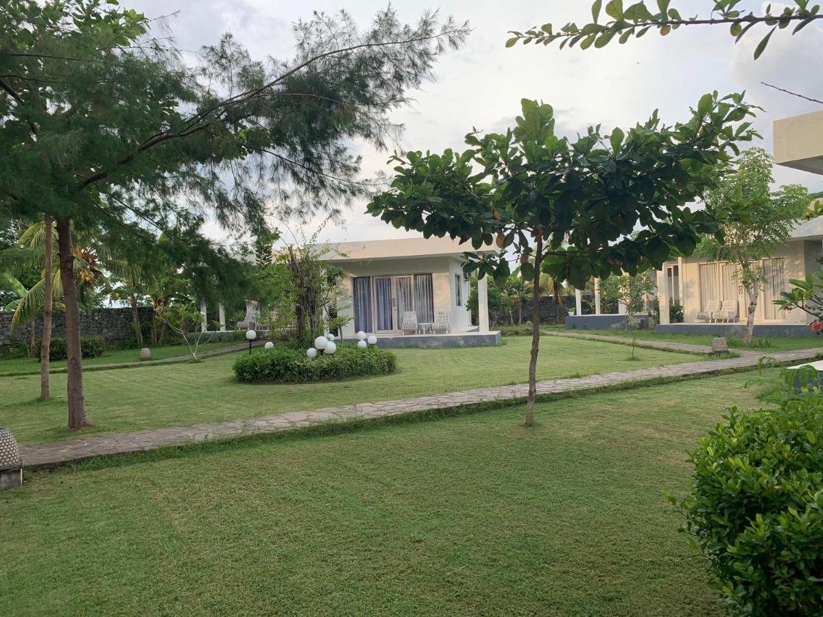The Suites Lombok Sekotong Buitenkant foto